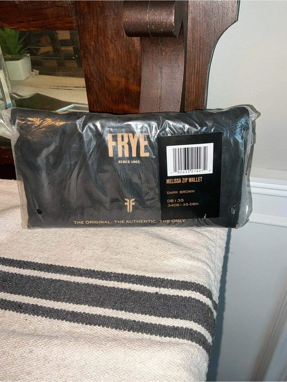 NWT Frye Leather Melissa Zip Around Wallet Dark Brown Retail $158